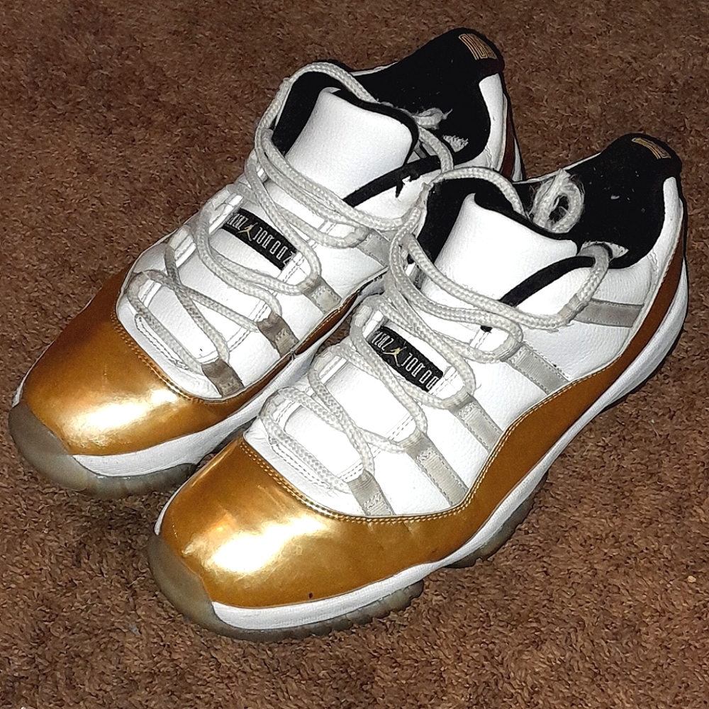 Jordan retro closing ceremony's
